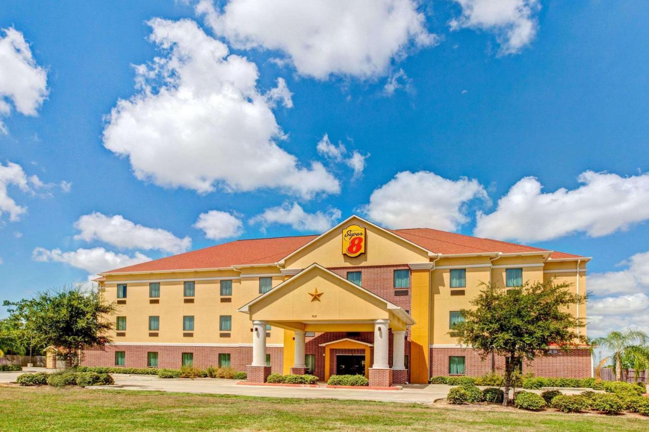 Super 8 By Wyndham Laporte La Porte Esterno foto